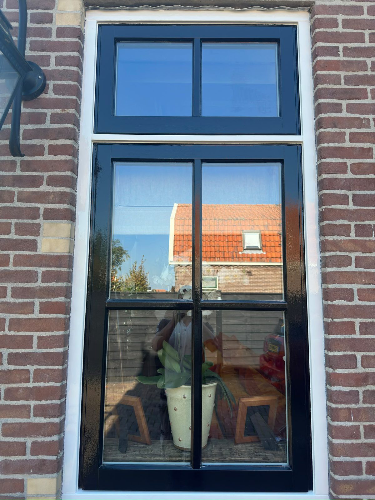 Kozijn in hoogglans afgewerkt